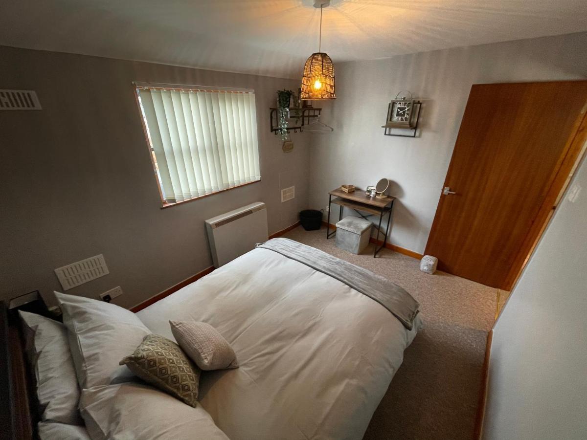 Westend Holiday Let 3 Brecon Eksteriør bilde